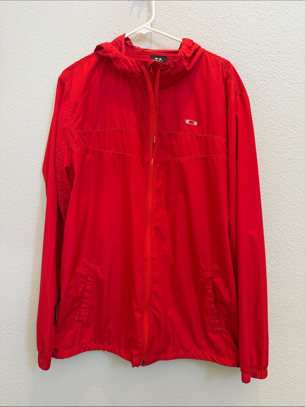 Oakley Mens Red Hooded Windbreaker Jacket
